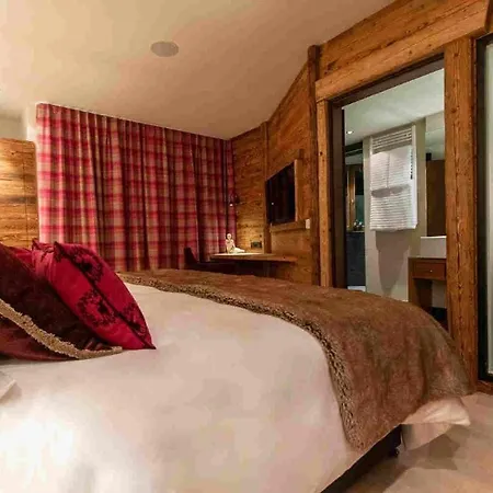 فيلة Contact Us At What App - 0041-798-079-427 To Book!! Nasserein Chalet 6 Bedrooms
