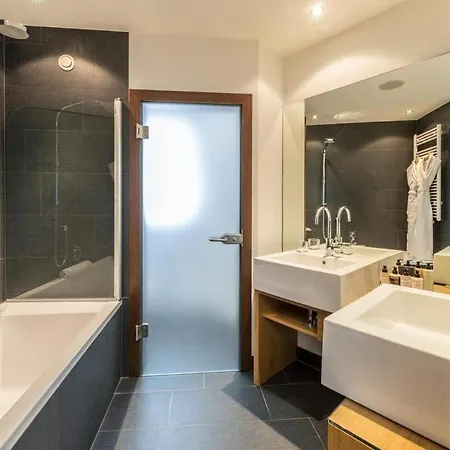 Contact Us At What App - 0041-798-079-427 To Book!! Nasserein Chalet 6 Bedrooms فيلة