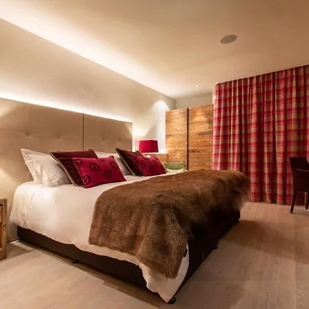 Contact Us At What App - 0041-798-079-427 To Book!! Nasserein Chalet 6 Bedrooms *