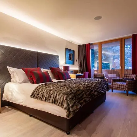 Contact Us At What App - 0041-798-079-427 To Book!! Nasserein Chalet 6 Bedrooms סן אנטון
