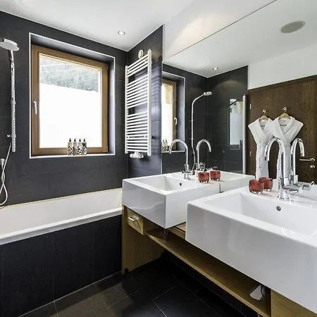 Contact Us At What App - 0041-798-079-427 To Book!! Nasserein Chalet 6 Bedrooms * סן אנטון