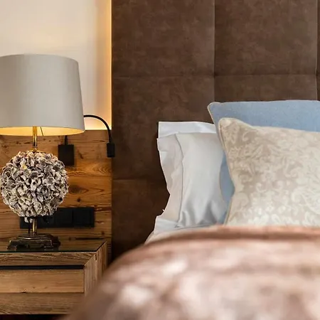 Contact Us At What App - 0041-798-079-427 To Book!! Nasserein Chalet 6 Bedrooms *