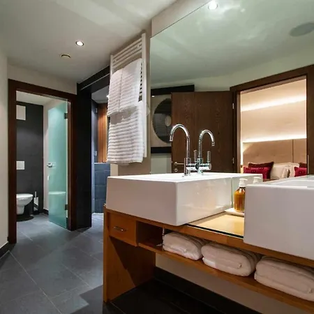 Contact Us At What App - 0041-798-079-427 To Book!! Nasserein Chalet 6 Bedrooms