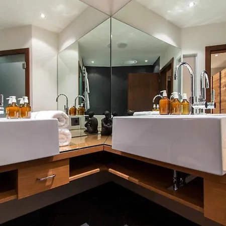 וילה Contact Us At What App - 0041-798-079-427 To Book!! Nasserein Chalet 6 Bedrooms